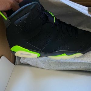 Air Jordan 6 electric green